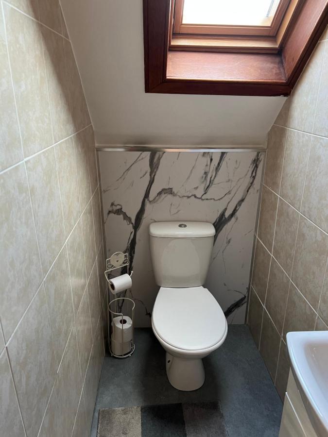 4 Bed Bungalow Near Airport EDI Exteriér fotografie