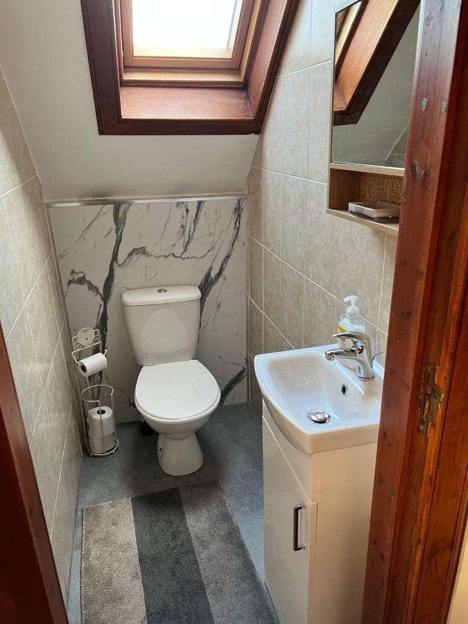 4 Bed Bungalow Near Airport EDI Exteriér fotografie